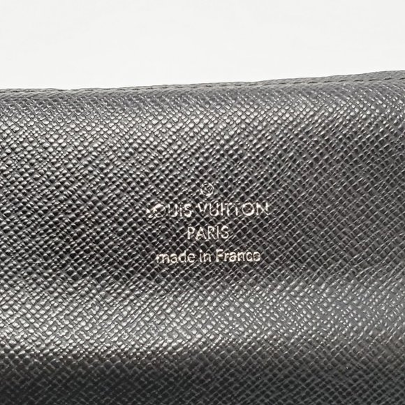 Auth Louis Vuitton Wallet - Picture 12 of 12